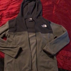 Youth med north face jacket